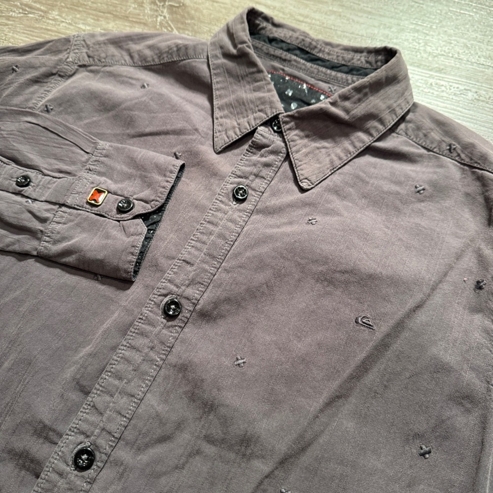 Quiksilver Shirt Mens M Gray Cotton Vintage Y2K Embroidered Surf Skater Casual